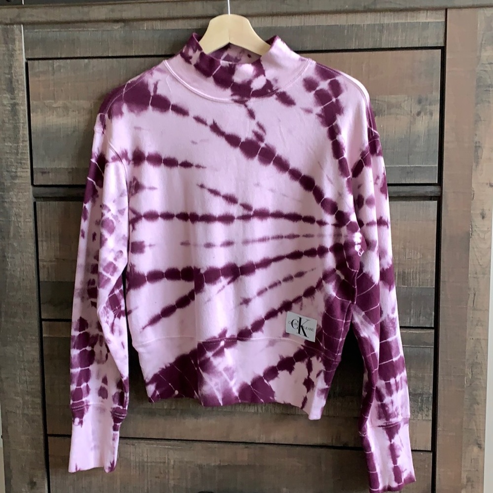 Calvin Klein Women’s Pink Tie Dye Sweater. Size XS